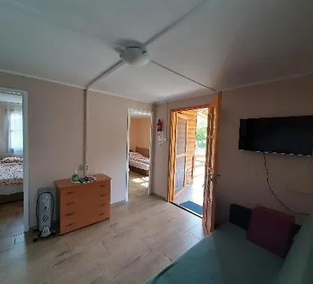 Διαμέρισμα Fortuna Apartmanhazak *