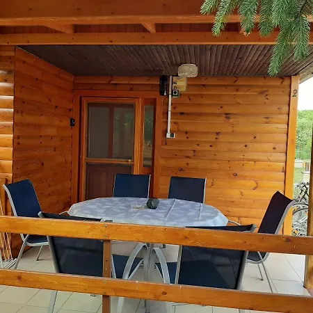 Fortuna Apartmanhazak * Bogacs
