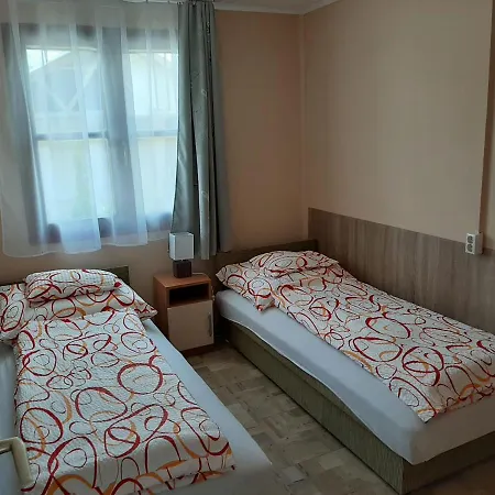 Fortuna Apartmanhazak Διαμέρισμα *