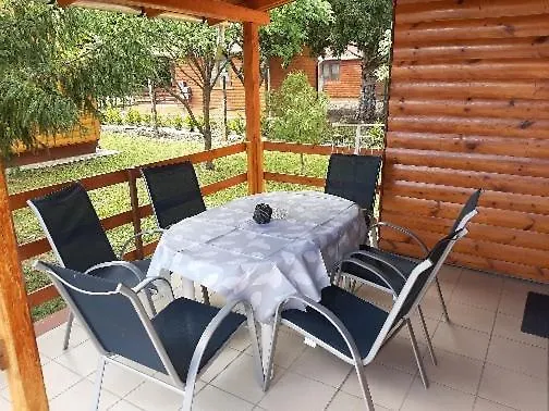 Fortuna Apartmanhazak *