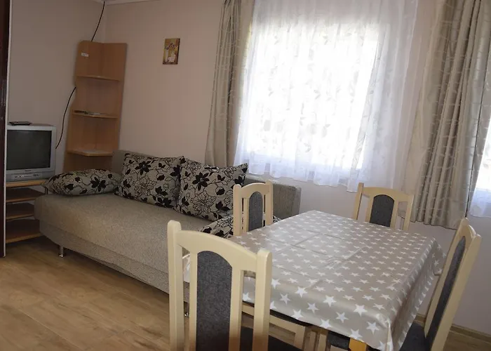 Fortuna Apartmanhazak *