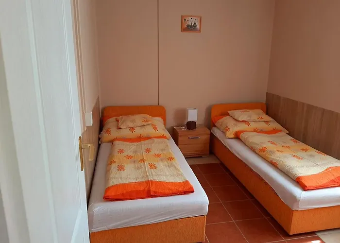 Fortuna Apartmanhazak דירה *